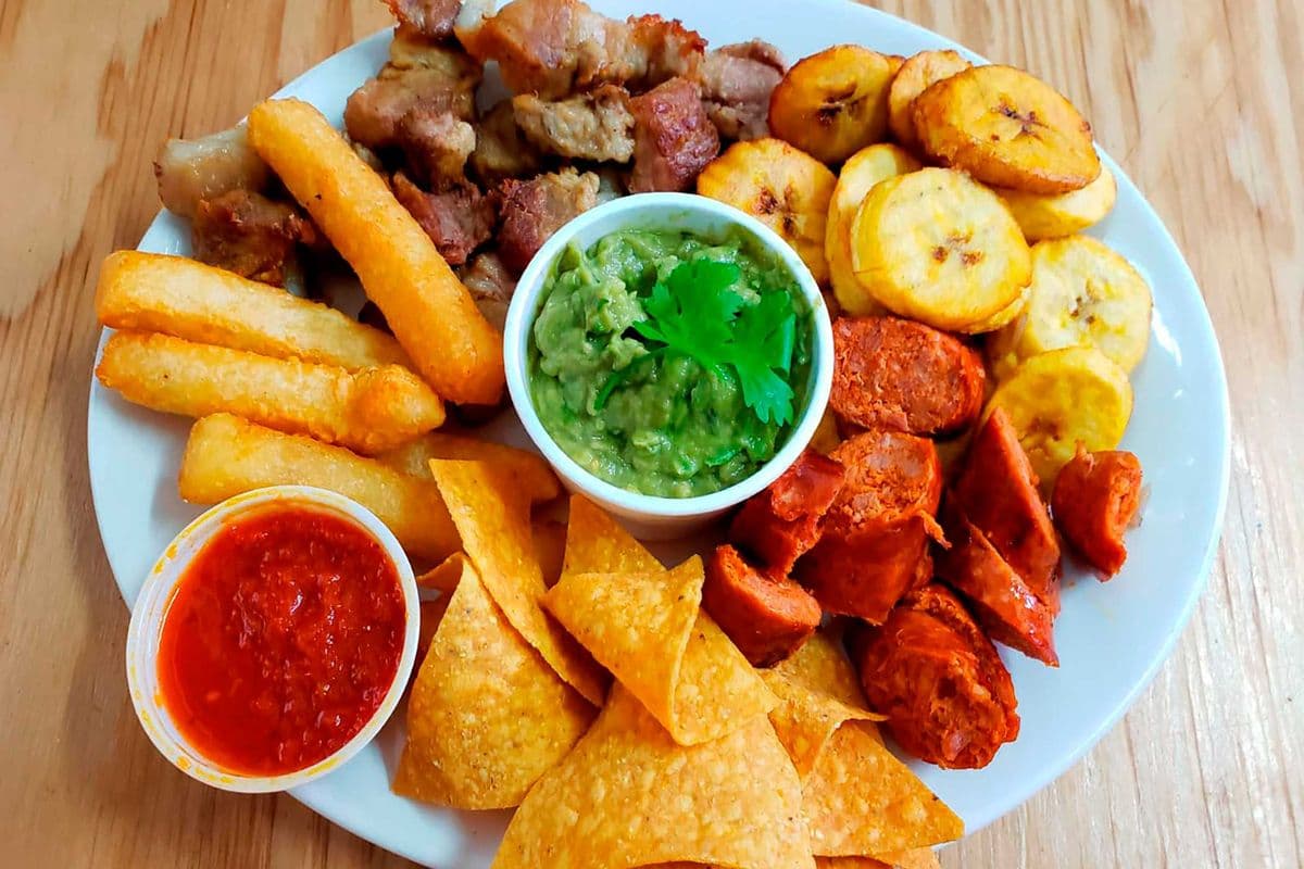 * Big Picada Latina / Sope