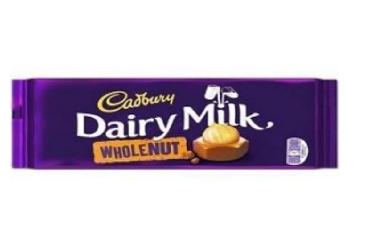 Cadbury Dairy Milk Wholenut (110g)
