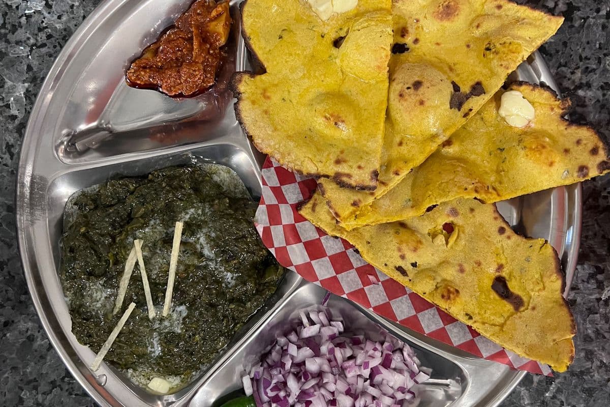 Sarso Ka Saag with Makki Roti