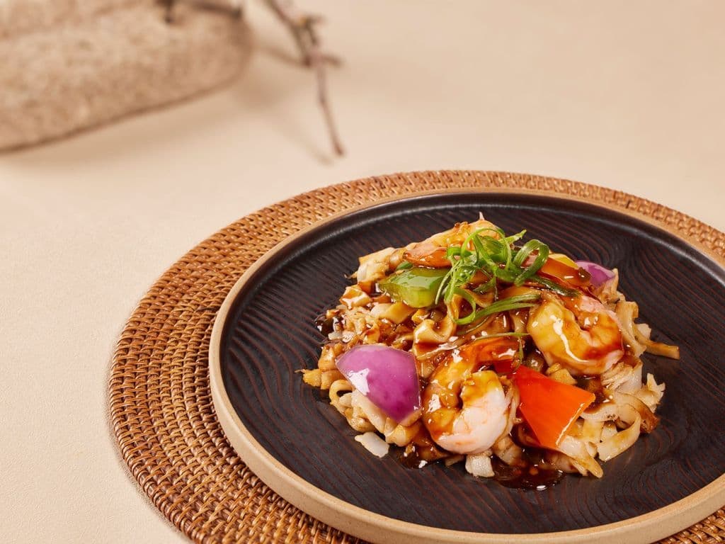 Thai Spicy Noodle with Chicken