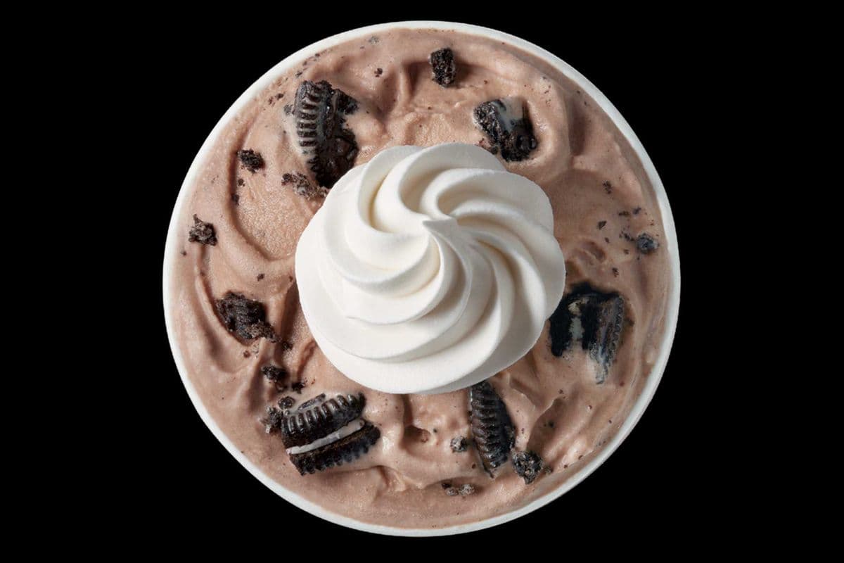 Dessert BlizzardMD Oreo et chocolat chaud. Oreo Hot Cocoa Blizzard® Treat