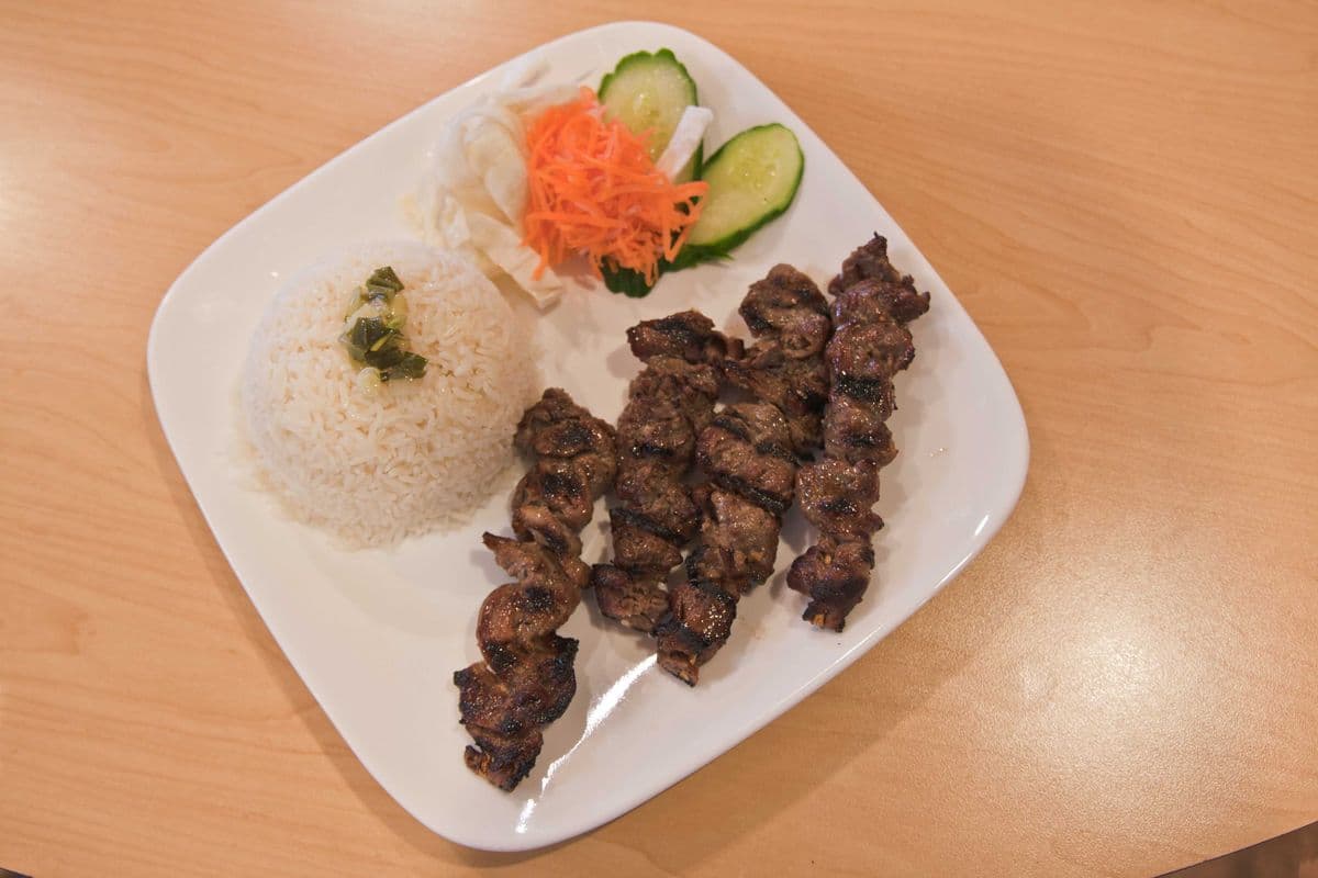 56- Jasmine Rice With Grilled Beef (Dish)