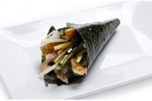 H6. Salmon Skin Hand Roll (1 pc)