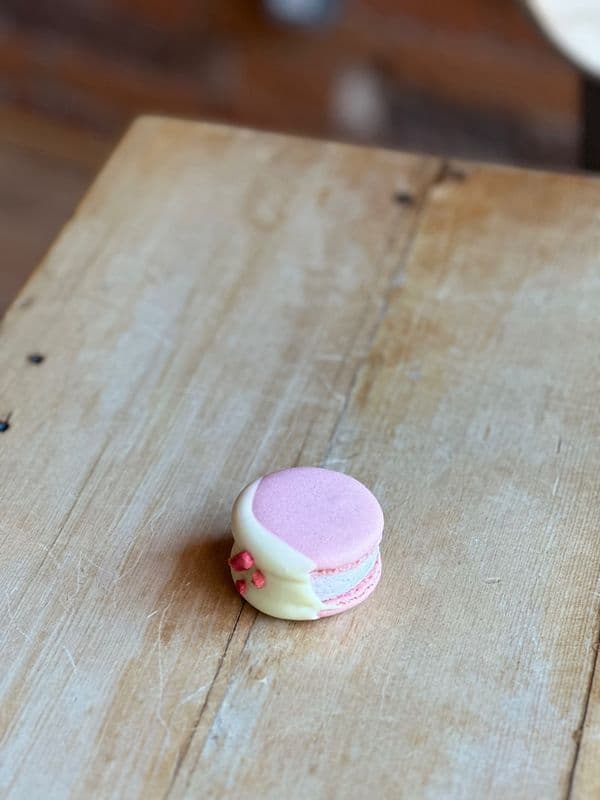 MACAROON - Strawberry