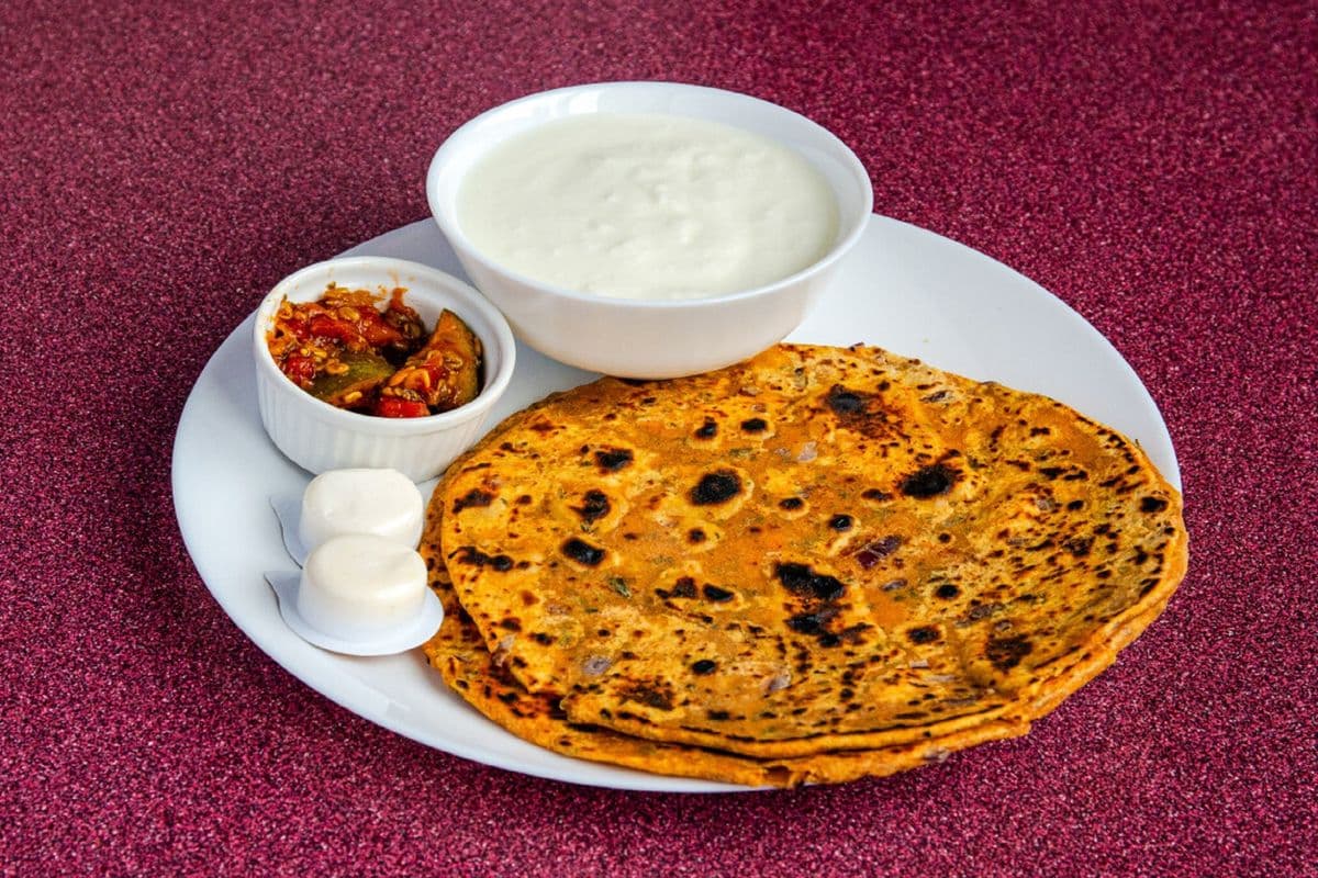 Mix Paratha Plate