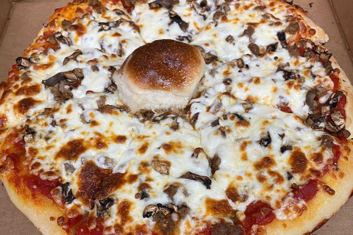 11. 14" Beef and Mushroom Pizza