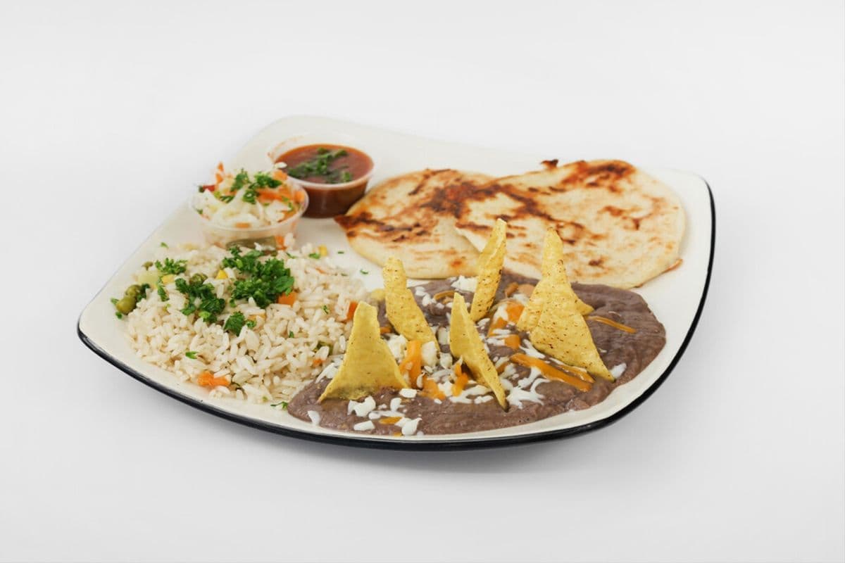Shredded Chicken Pupusa