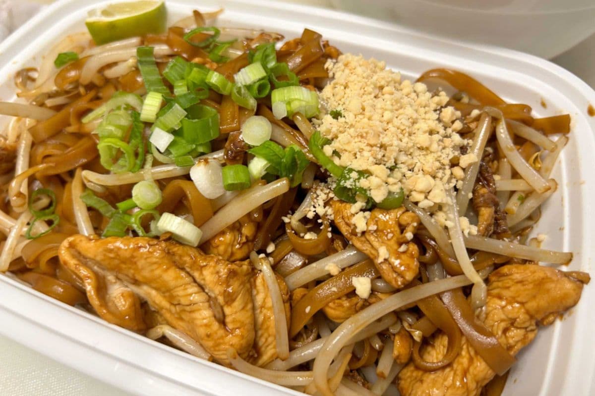 W3. Pad Thai (With Vegetables) 炒越南粉