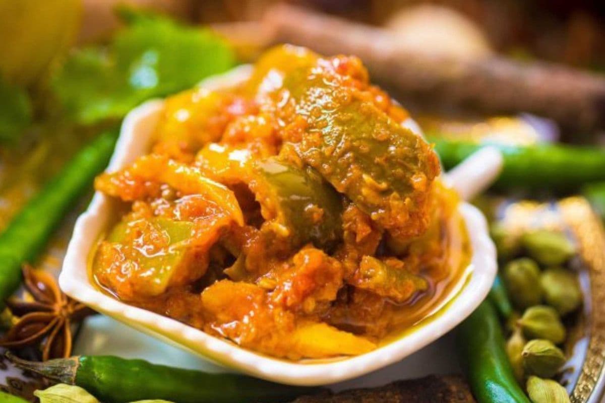 Achar (Mixed Pickles) (4Oz)