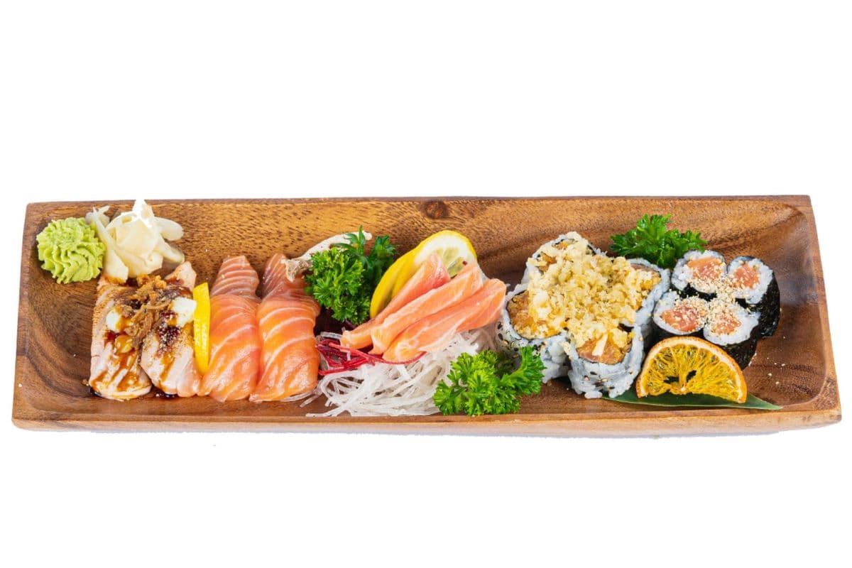 Salmon Love (15 pcs)