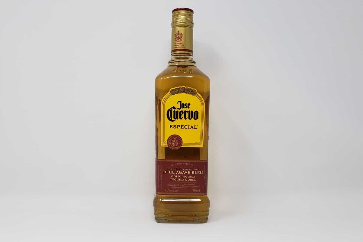 Jose Cuervo Gold Tequila (1 x 750ml)