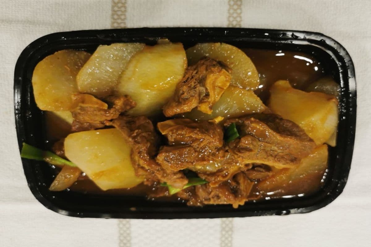 182. Beef Brisker and Radish in Hot Pot 萝卜牛腩煲