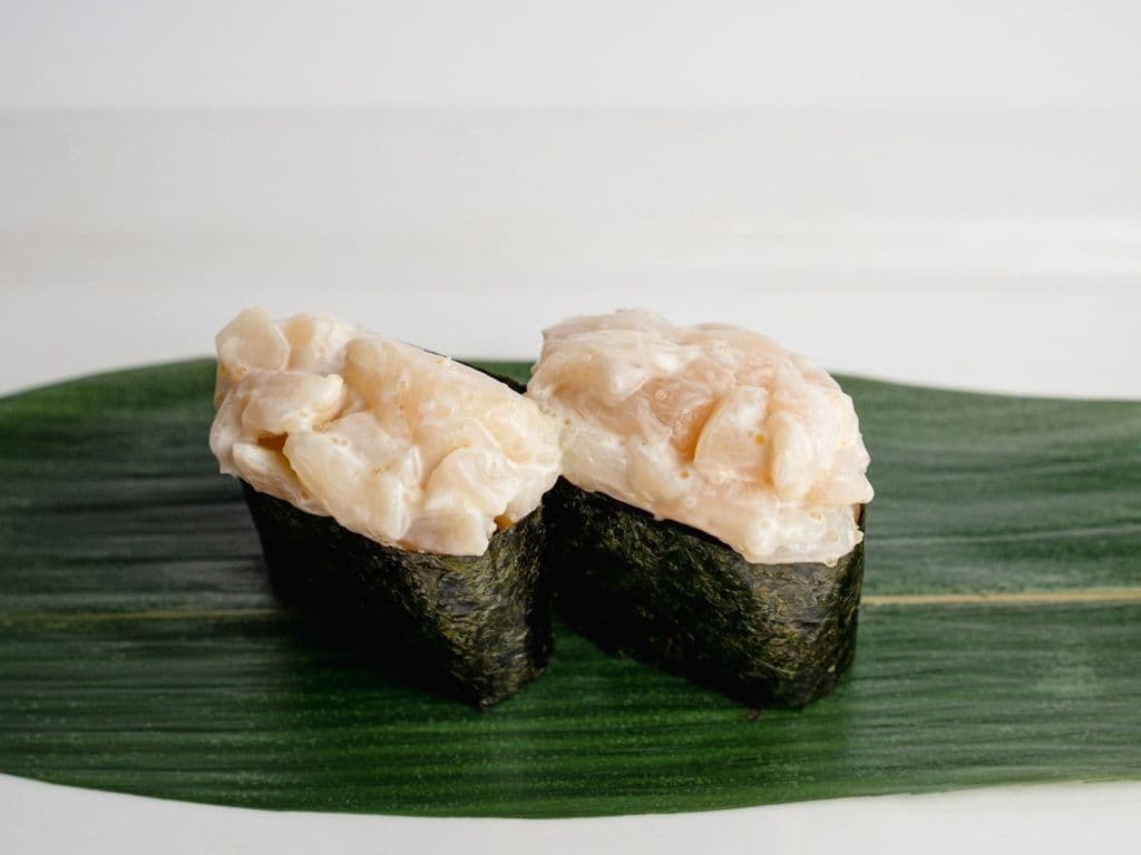 Creamy Chopped Scallop Sushi (2pcs)