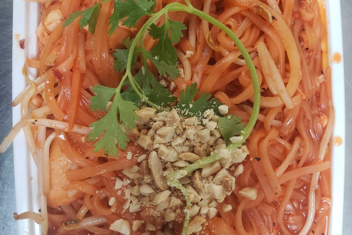 N3. Curry Pad Thai