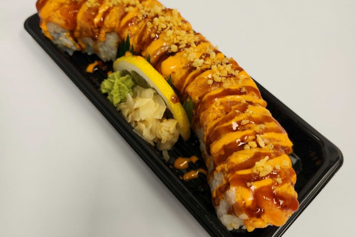 A13. Rainbow Roll (8 pcs)