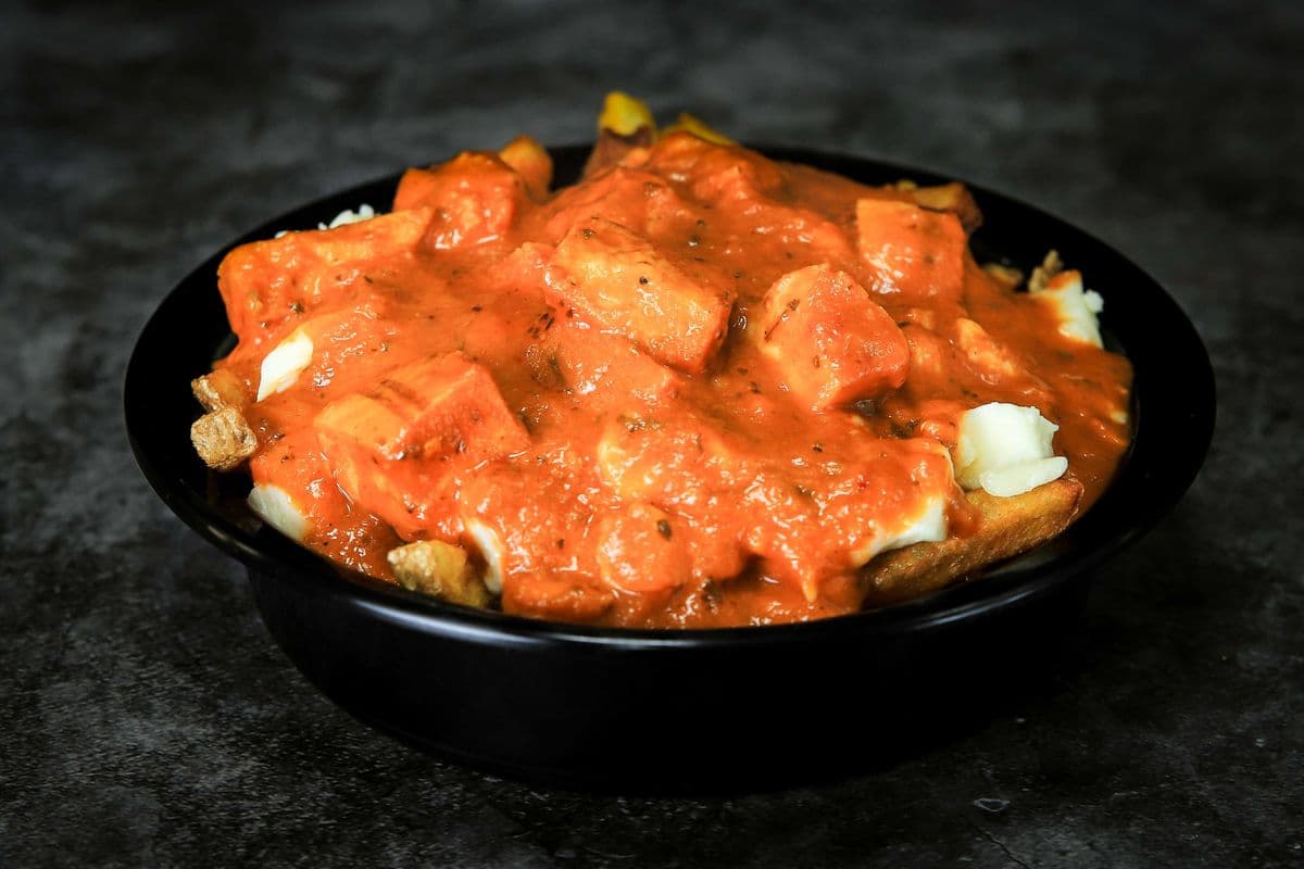Butter Chicken Poutine