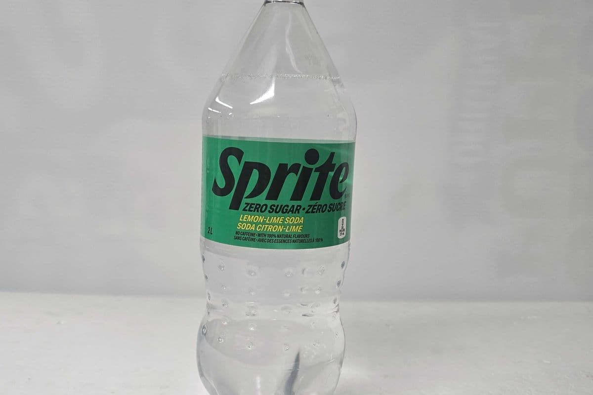 Sprite Zero Sugar lemon lime soda (2L)