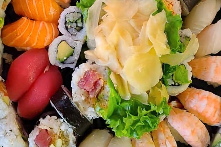 Combo sushi (100 mcx) / Sushi Combo (100 Pcs)