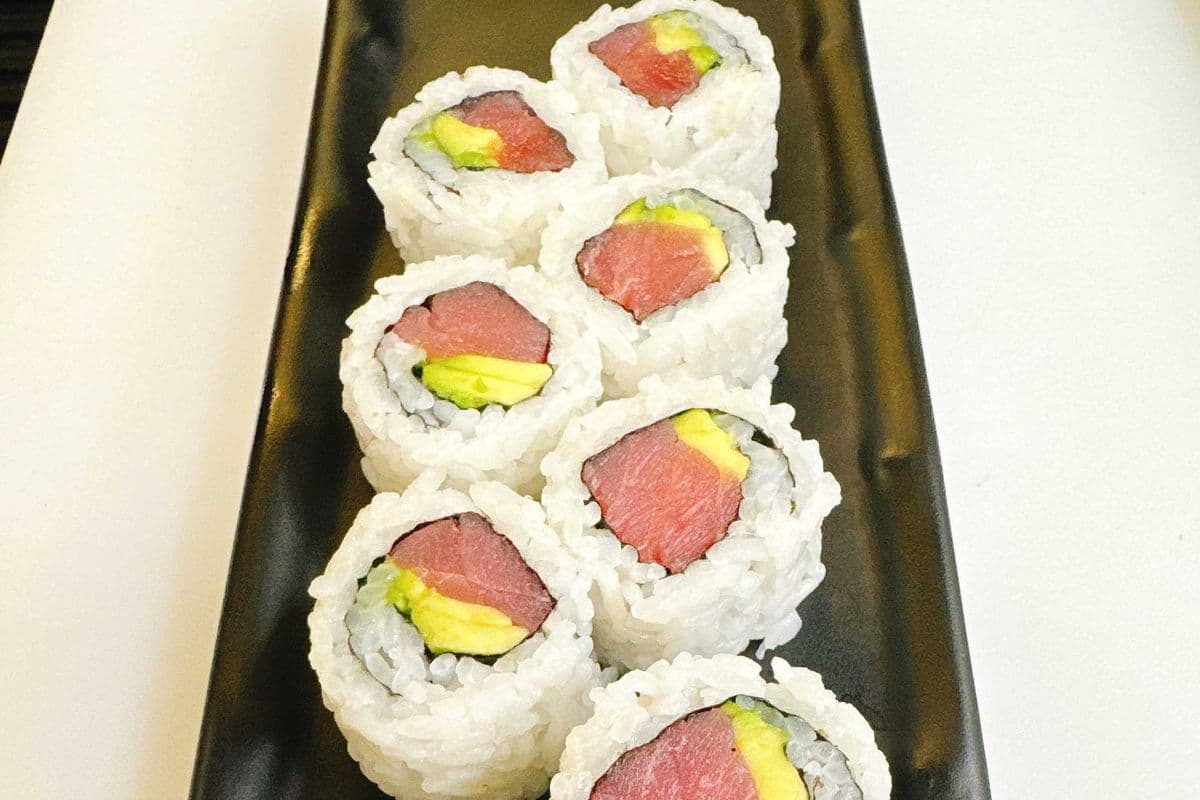 Tuna Avocado Roll(8pcs)