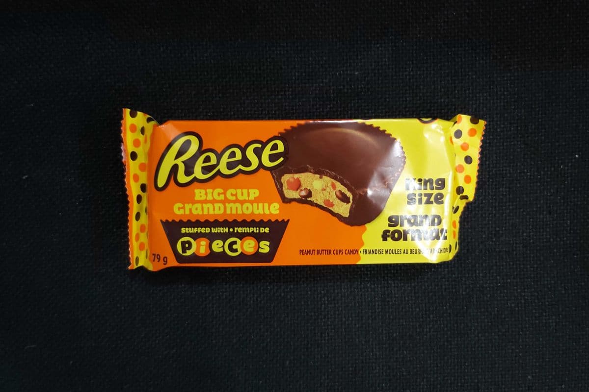 Chocolate Reese Grand moule Rempli De Pieces/ Big Cup Stuffed with Pieces 79g