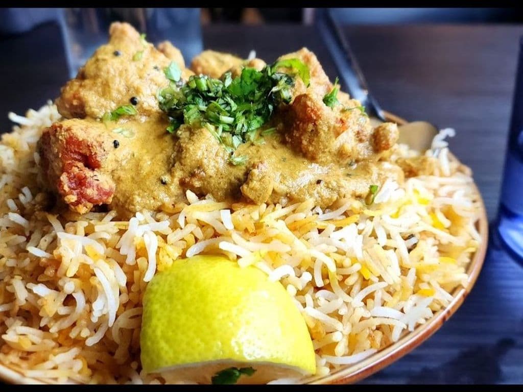 BEZAWADA CHICKEN BIRYANI