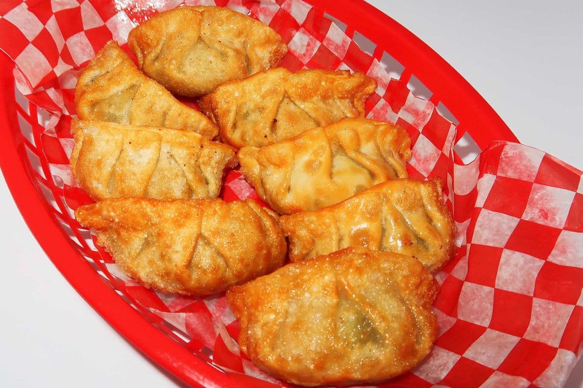 Deep Fried Dumplings (8 Pcs) (만두)