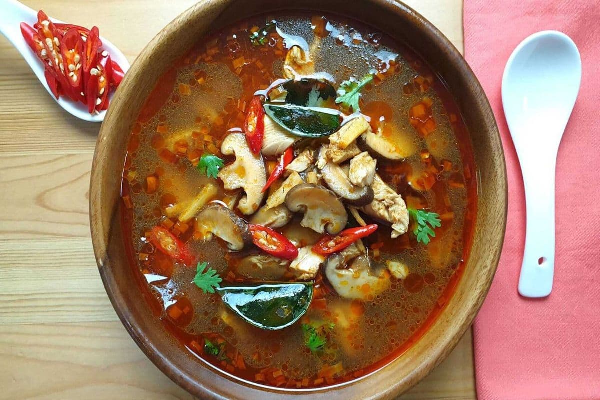 Tom Yum Soup (Chicken and Shrimp)