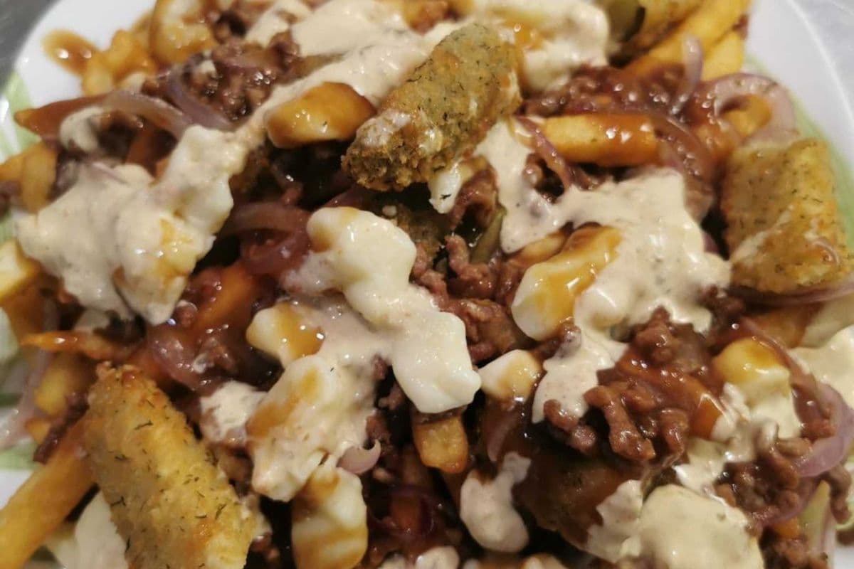 AAA Steak & Garlic Poutine