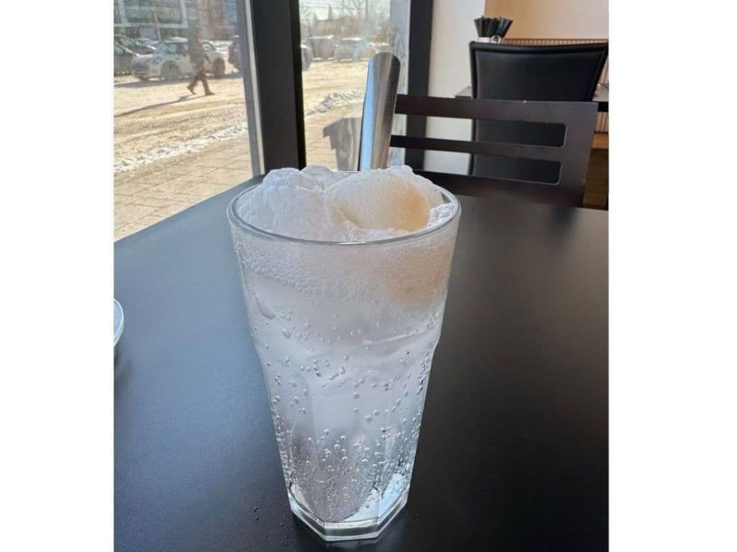 DC28 7UP avec glace à la vanille 白雪公主