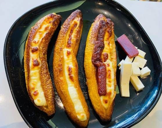 Baked Stuffed Plantains