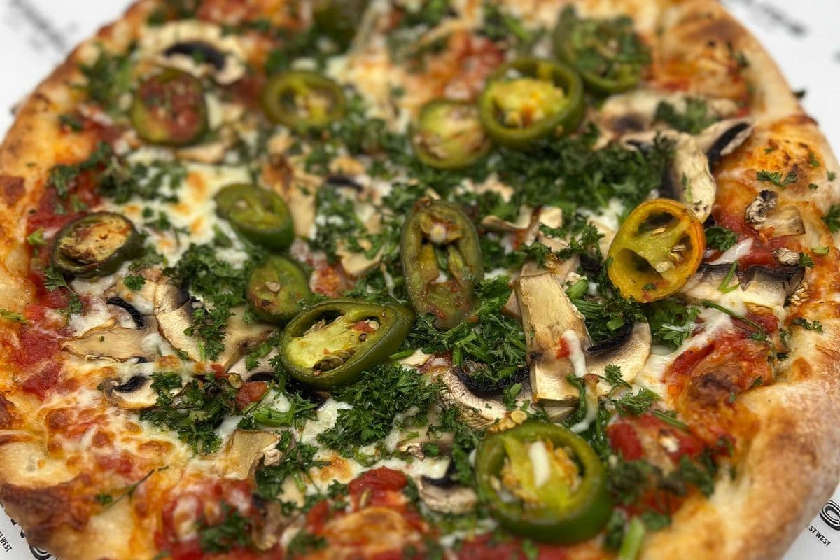 Large Arrabbiata Pizza