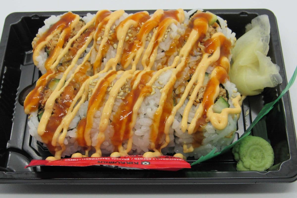Spicy Cooked Salmon Roll