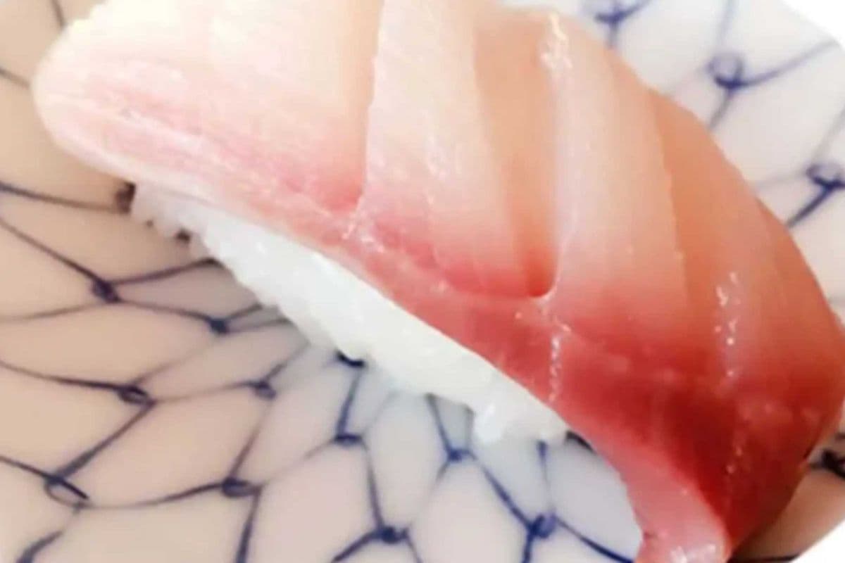 98. Hamachi Nigiri