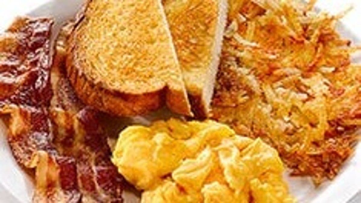 Scrambled Egg, Hash Browns and Toast