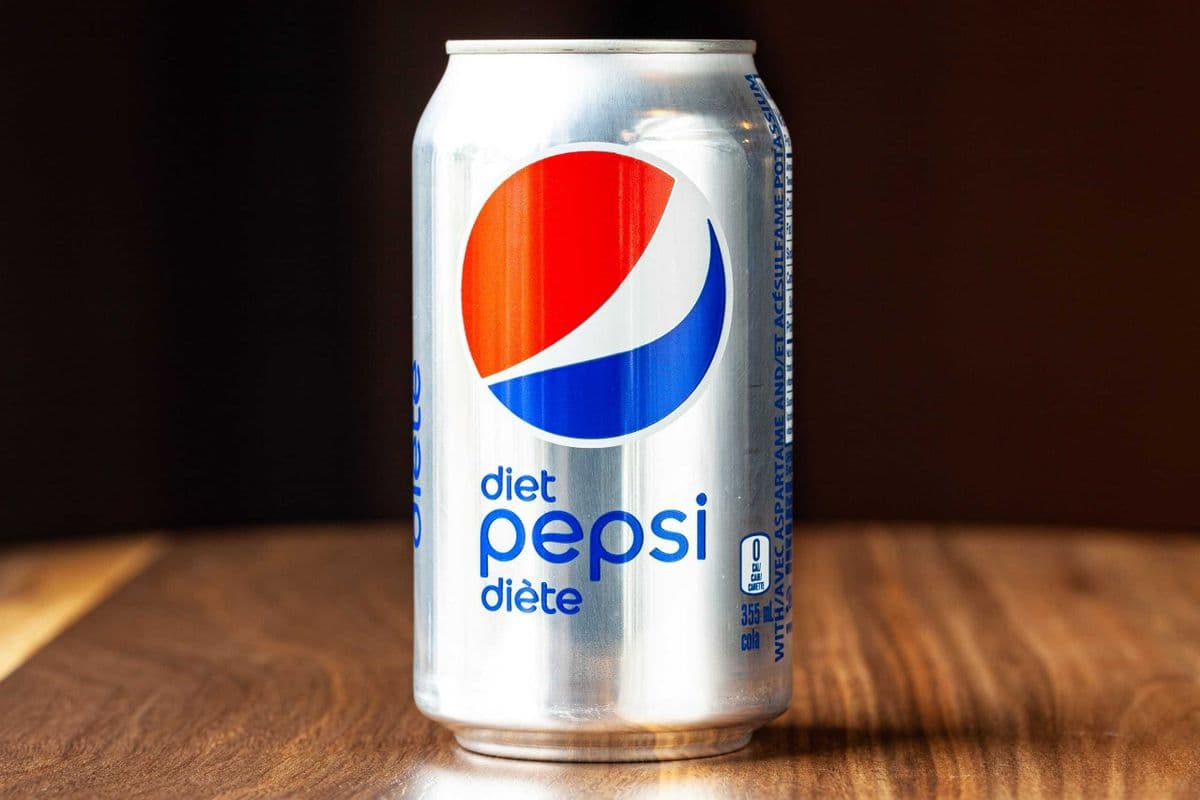 Can of Diet Pepsi (355mL)