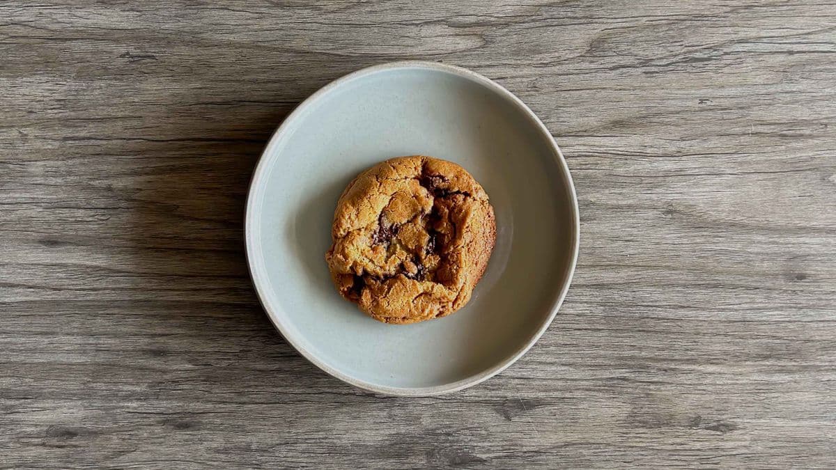 1 Chocolate Chip Cookie