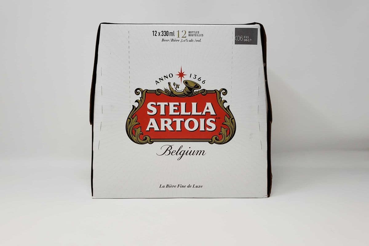 STELLA ARTOIS (12 x 330ml Bottle)
