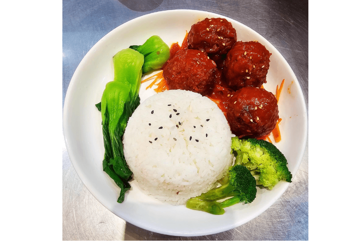 Rice with Sweet and Sour Meatballs 酸甜丸子盖饭