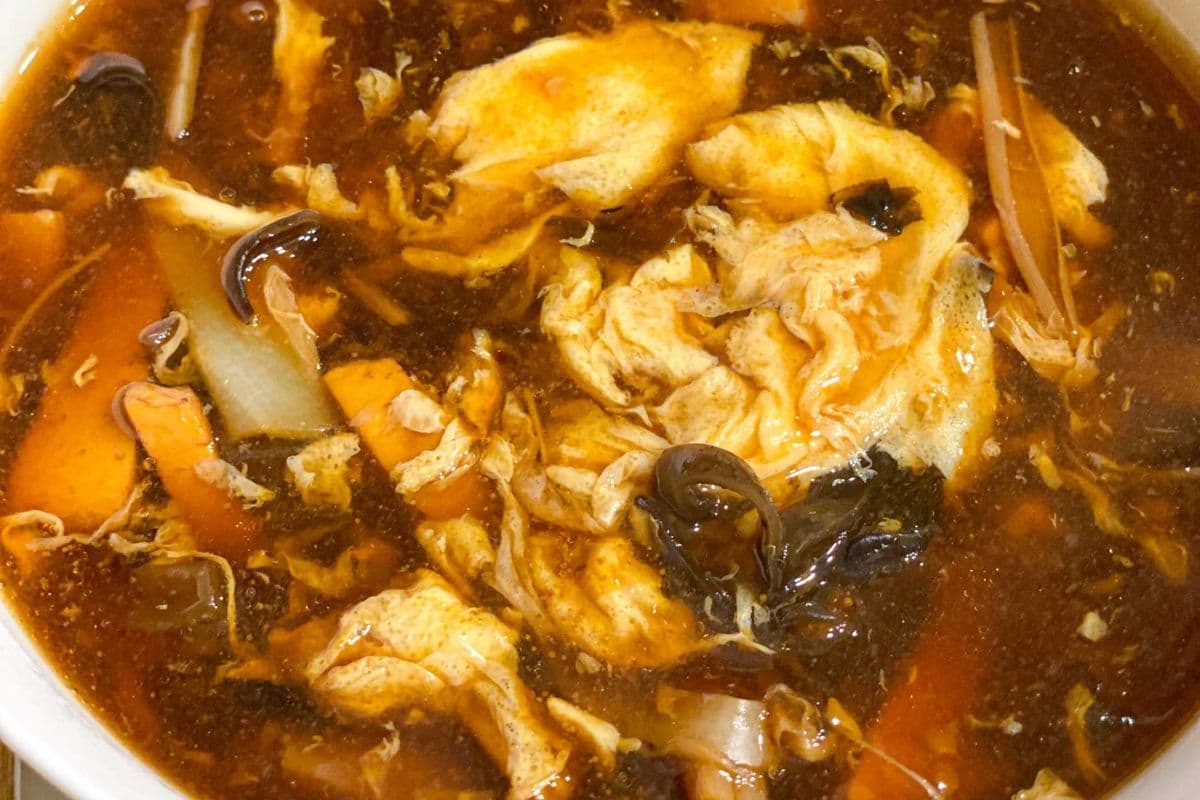 Hot and Sour Soup (Spicy)