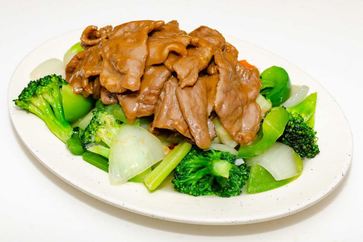 042 Beef Chop Suey 牛肉炒雜碎