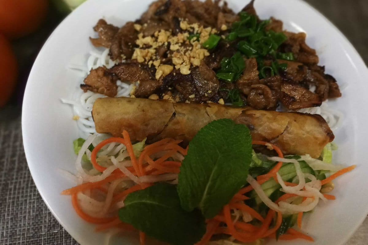 448. Bun Thịt Nuong and Cha Gio