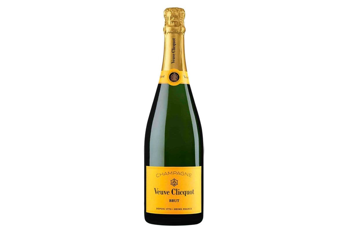 Veuve Cliquot Brut Champagne (1 x 750ml)