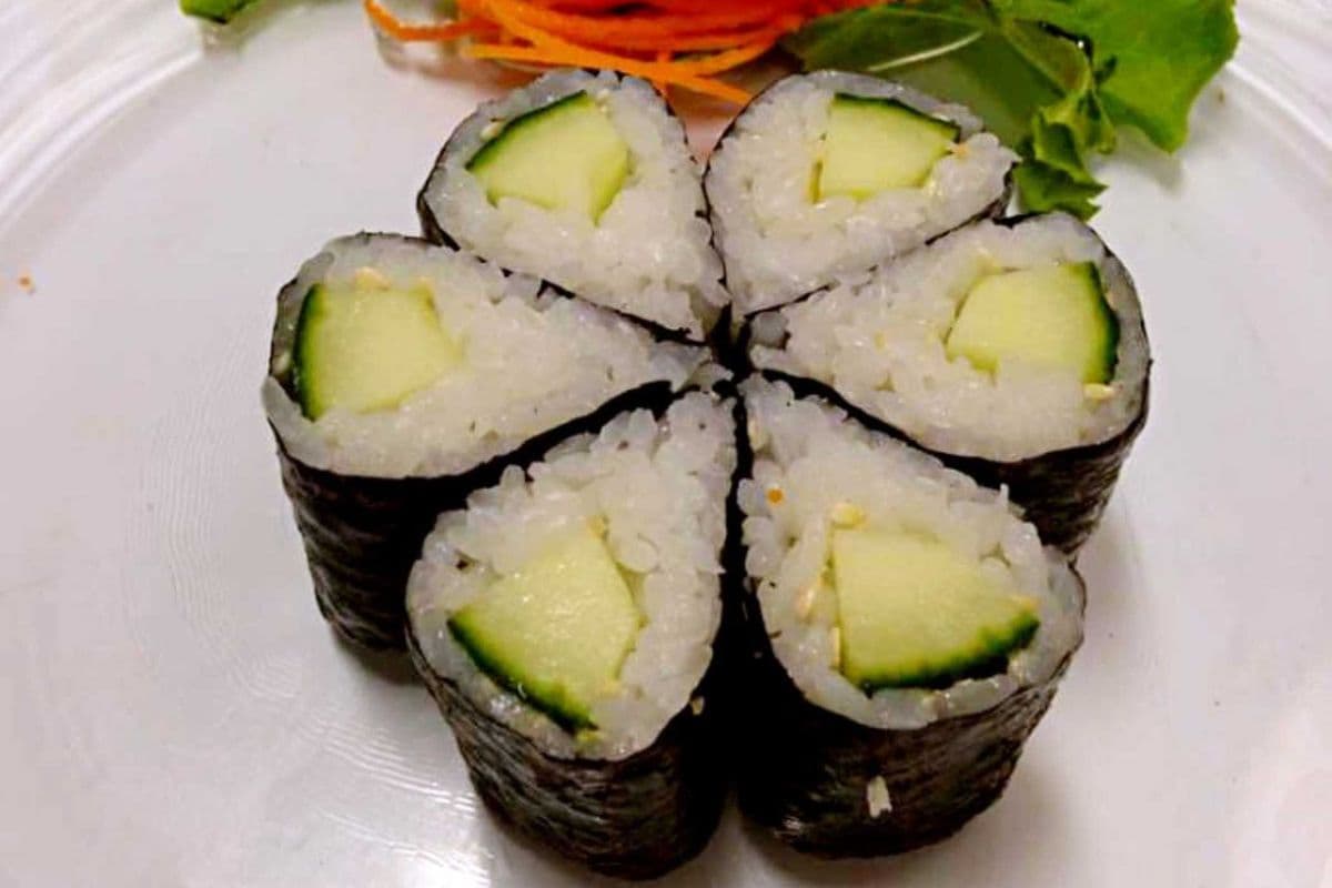 C36. Cucumber Roll (6 pcs)