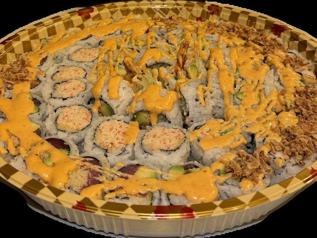 P12. Spicy Maki Party Tray (50 pcs)