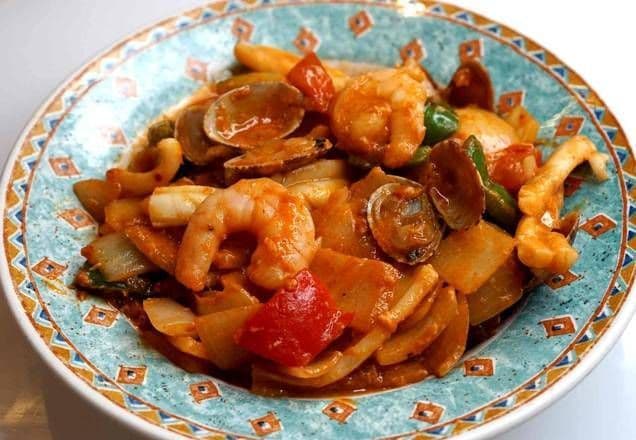 304. Thai Chili Paste Mixed Seafood