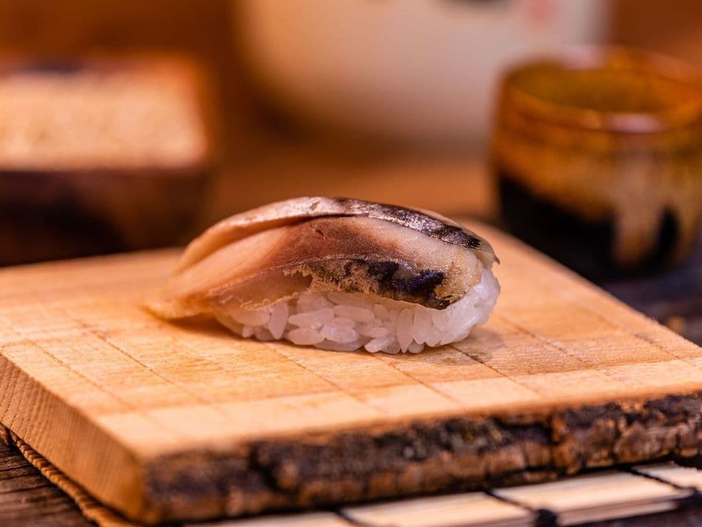 Mackerel Sushi (2pcs)