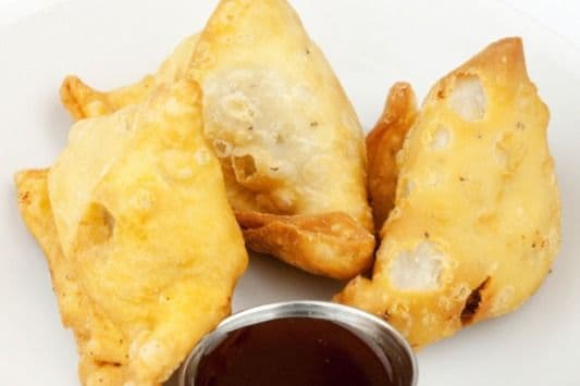 Samosa (3 mcx) / Samosa (3 pcs)