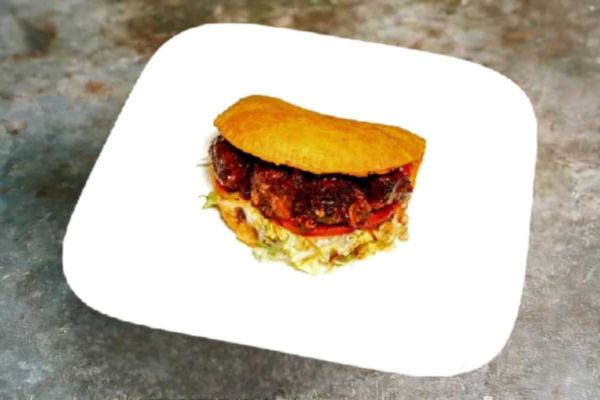 Oxtail Deluxe Patty