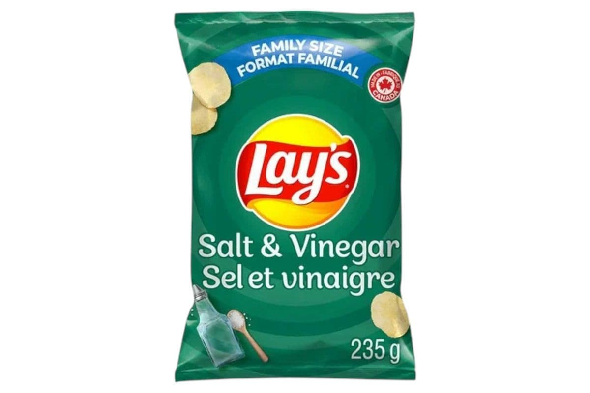 Lays Salt & Vinegar (220gm) (270 Cal)