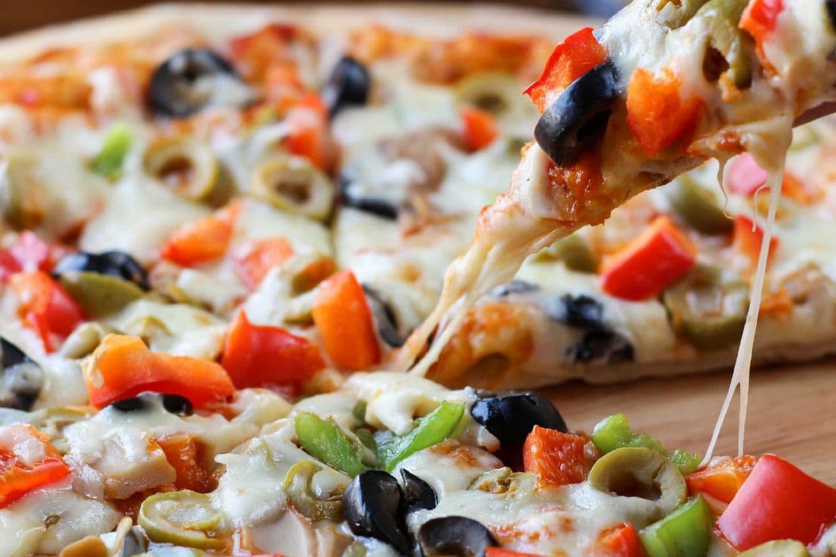 Medium 12" Fresh Vegetable Pizza